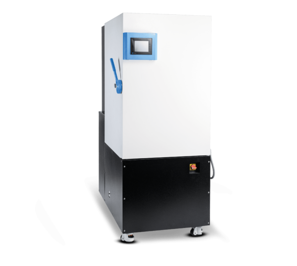 The CRP100E blast freezer, a rapid cooling system for laboratory and industrial applications.